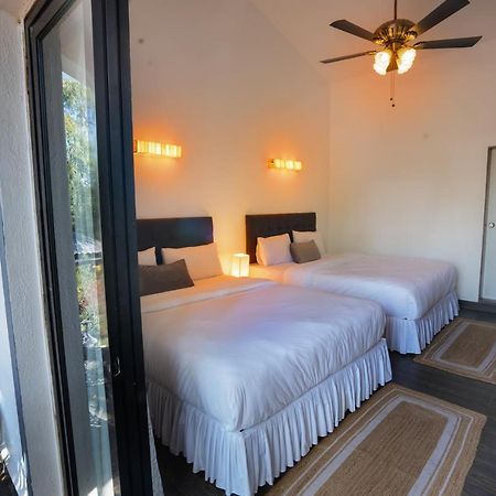 Azalea Villa Panchgani Buitenkant foto