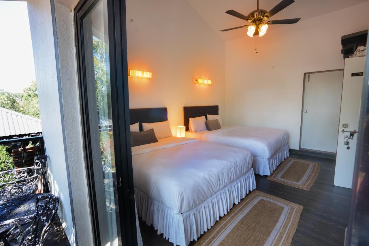 Azalea Villa Panchgani Buitenkant foto