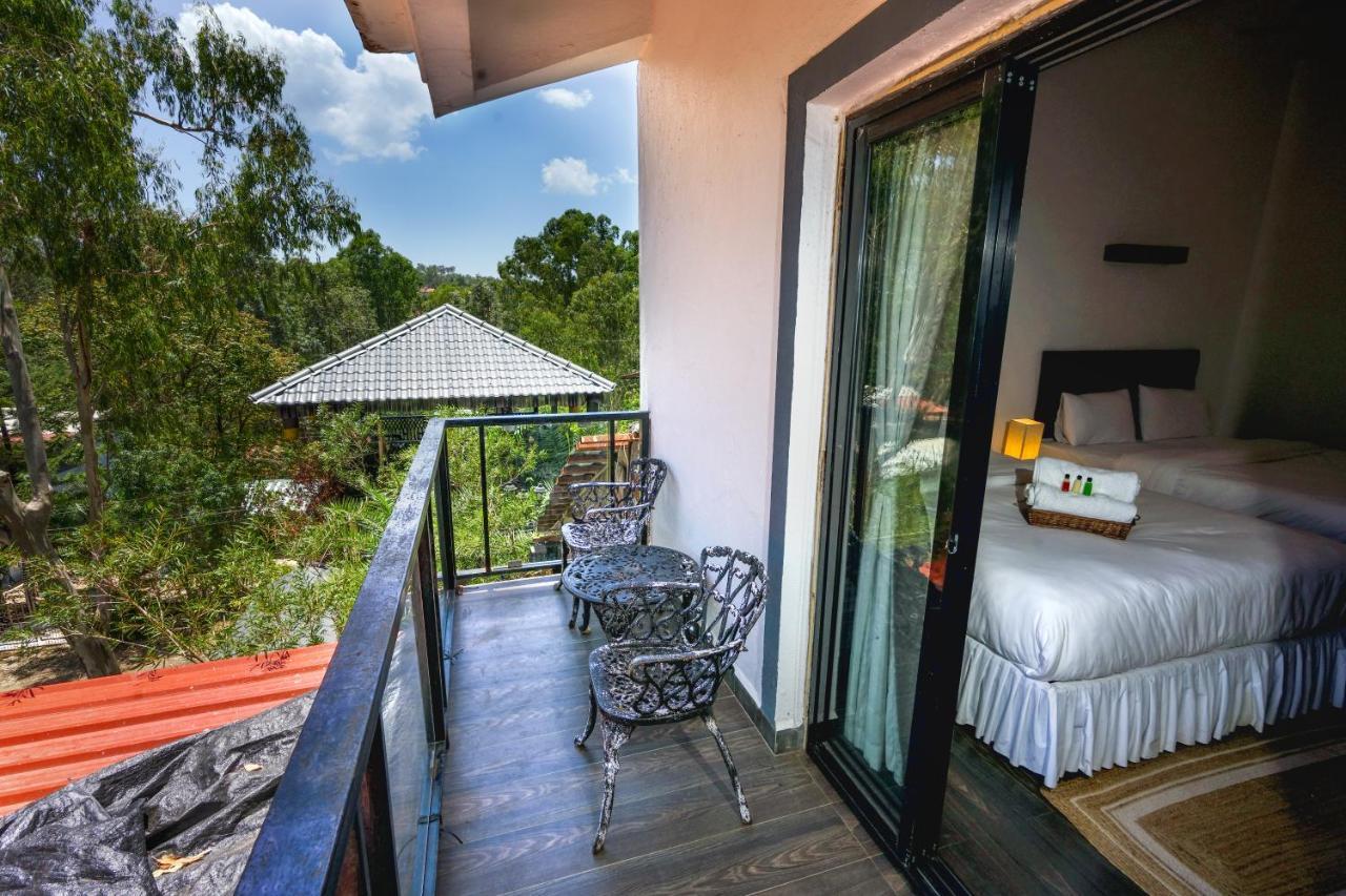 Azalea Villa Panchgani Buitenkant foto