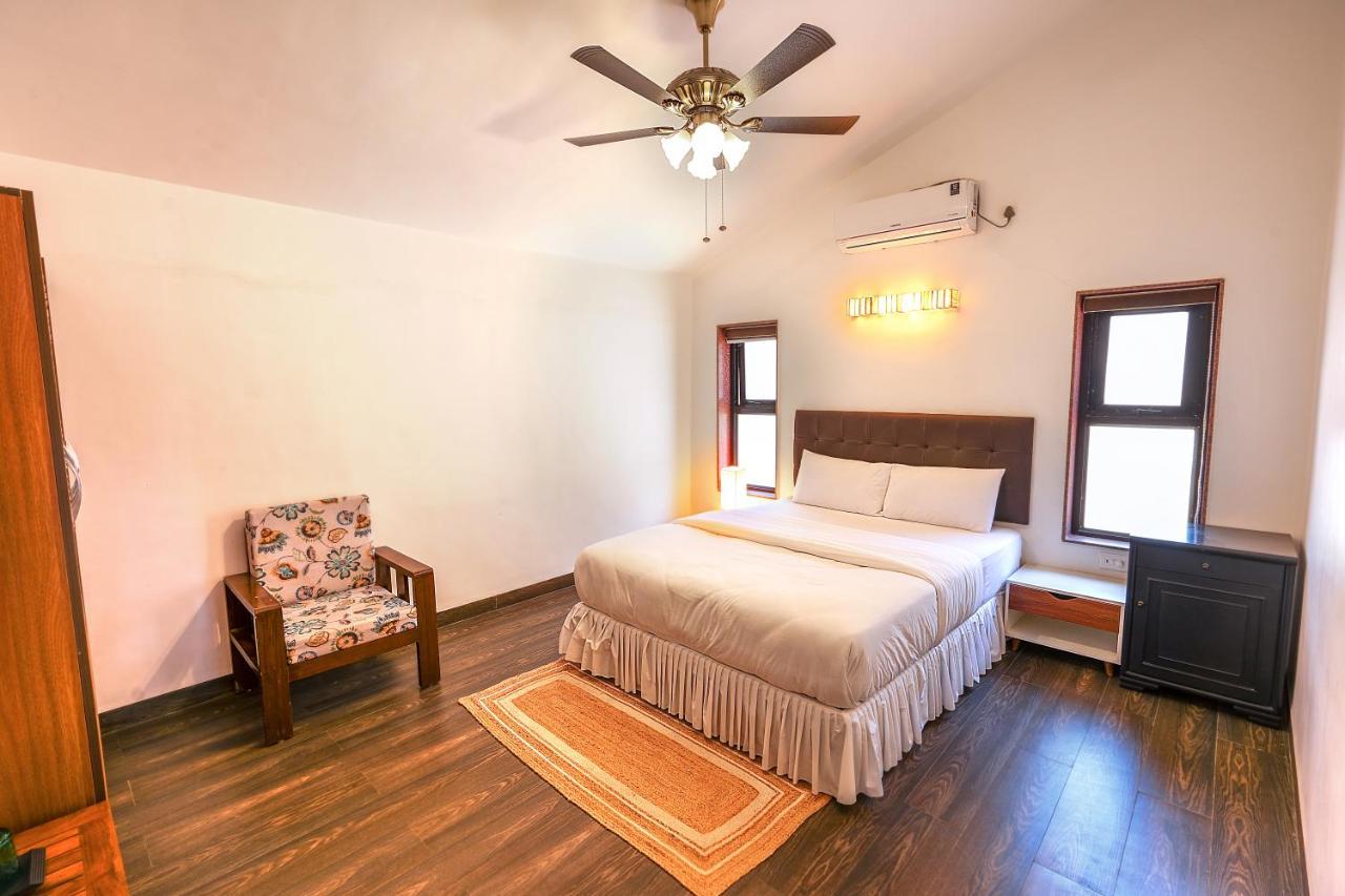Azalea Villa Panchgani Buitenkant foto